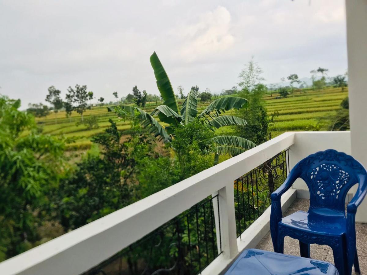 Tiara Homestay Plambi 외부 사진